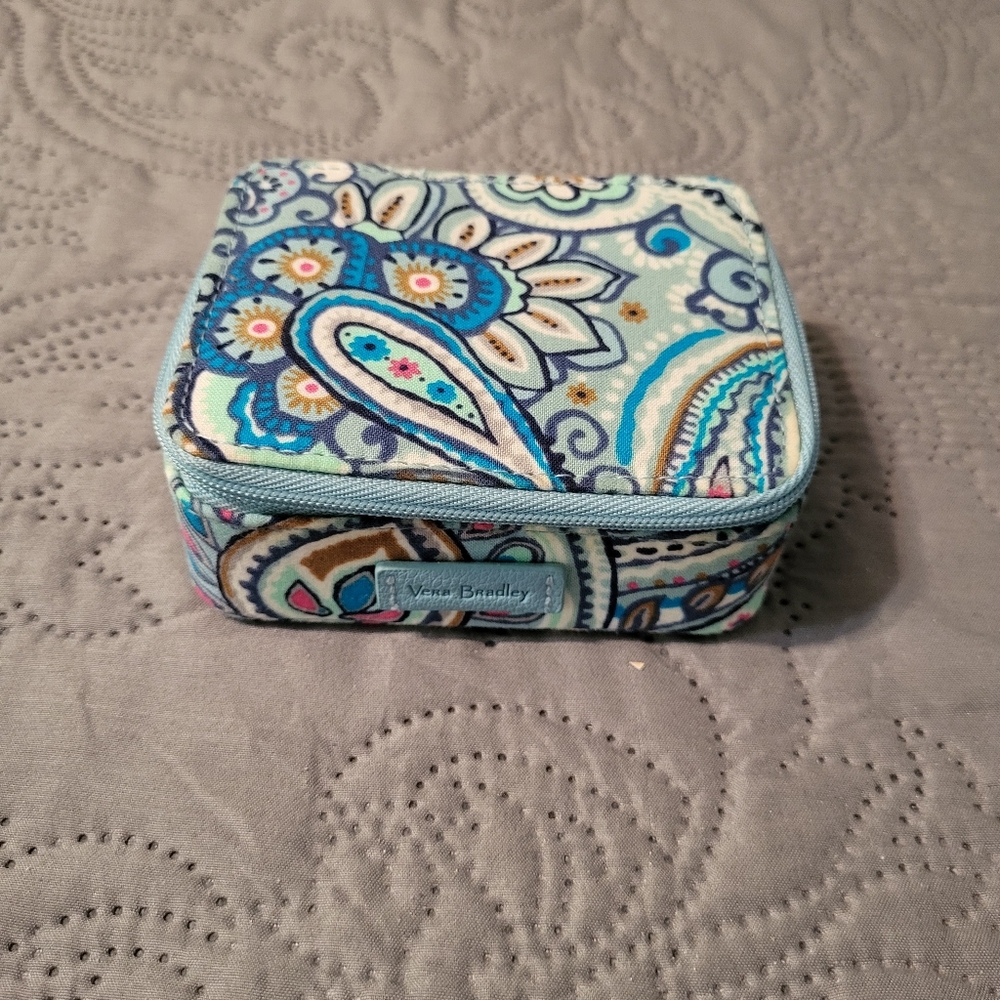 Vera Bradley Daisy Dot Paisley Small Travel Case